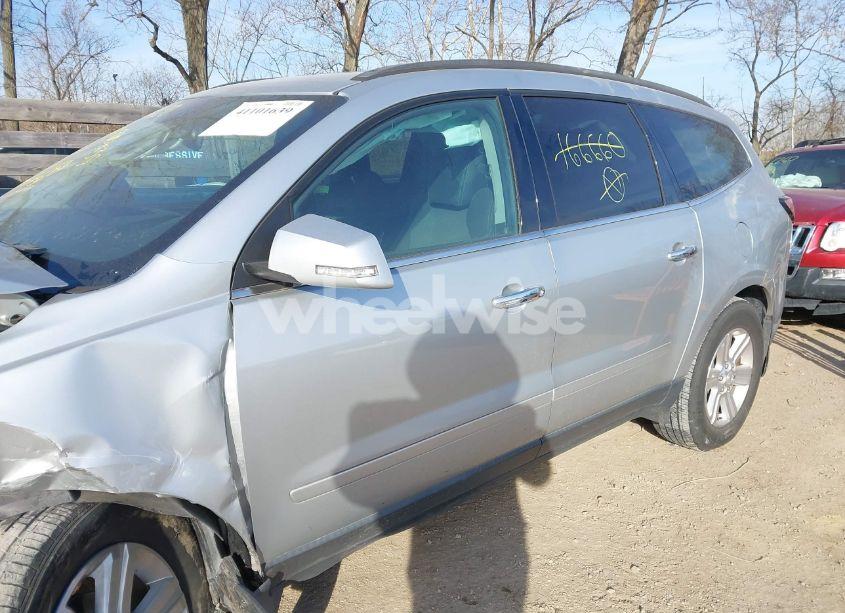 Photo 14 of 2014 Chevrolet Traverse 2LT (VIN 1GNKVHKD1EJ166660)