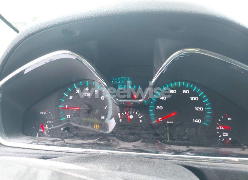 Photo 7 of 2015 Chevrolet Traverse 2LT (VIN 1GNKVHKD1FJ380761)