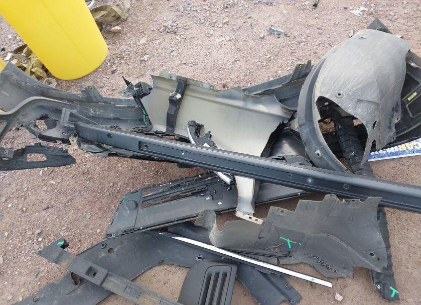 Photo 12 of 2017 Chevrolet Traverse 2LT (VIN 1GNKVHKD1HJ275575)