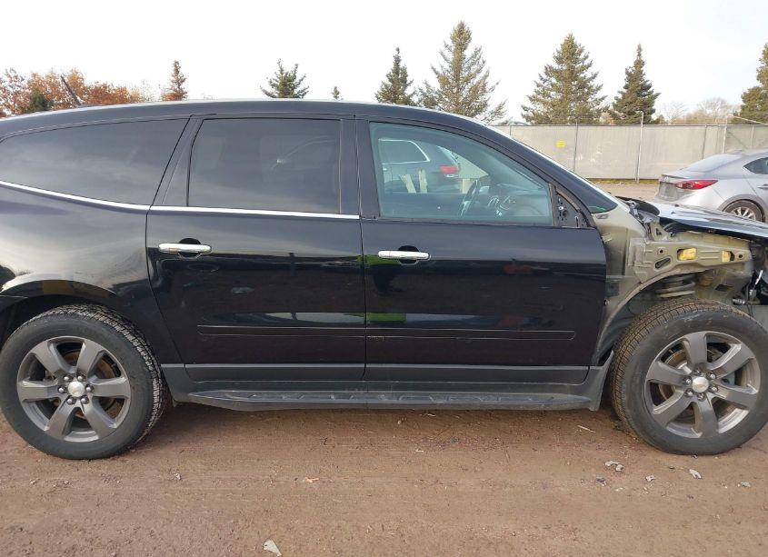Photo 14 of 2017 Chevrolet Traverse 2LT (VIN 1GNKVHKD1HJ275575)