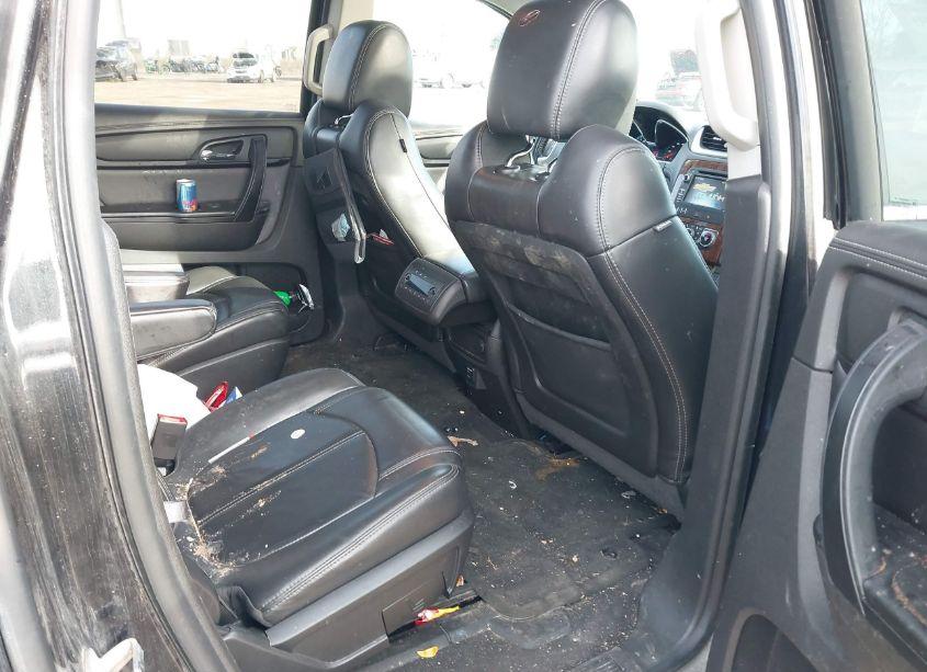 Photo 8 of 2014 Chevrolet Traverse 2LT (VIN 1GNKVHKD2EJ191955)