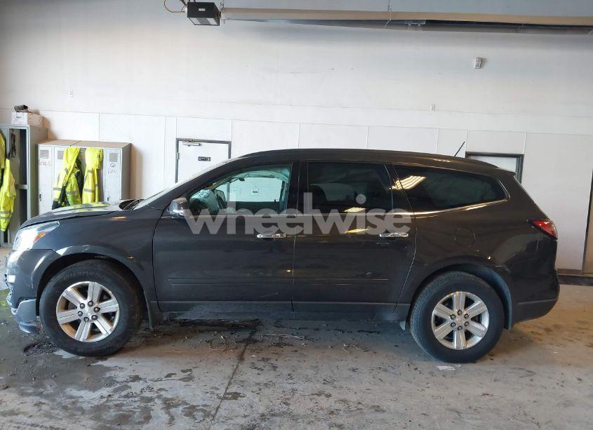 Photo 14 of 2014 Chevrolet Traverse 2LT (VIN 1GNKVHKD2EJ201660)