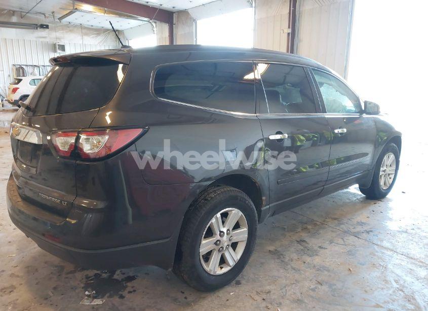 Photo 4 of 2014 Chevrolet Traverse 2LT (VIN 1GNKVHKD2EJ201660)