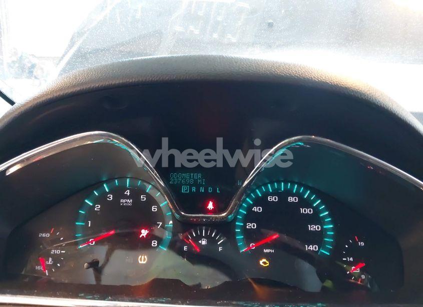 Photo 7 of 2014 Chevrolet Traverse 2LT (VIN 1GNKVHKD2EJ201660)