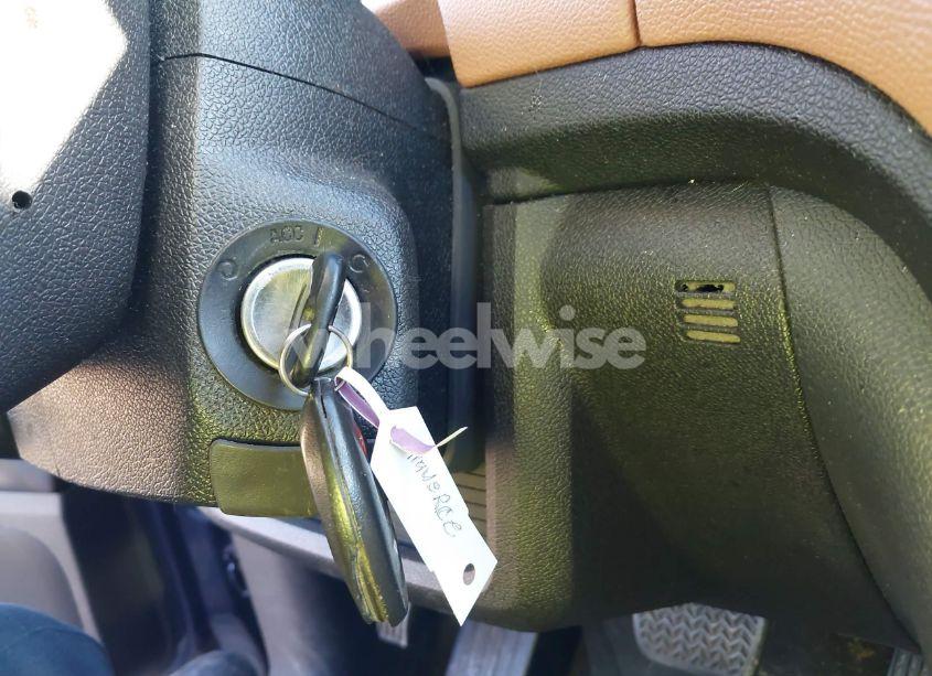 Photo 11 of 2014 Chevrolet Traverse 2LT (VIN 1GNKVHKD2EJ207409)