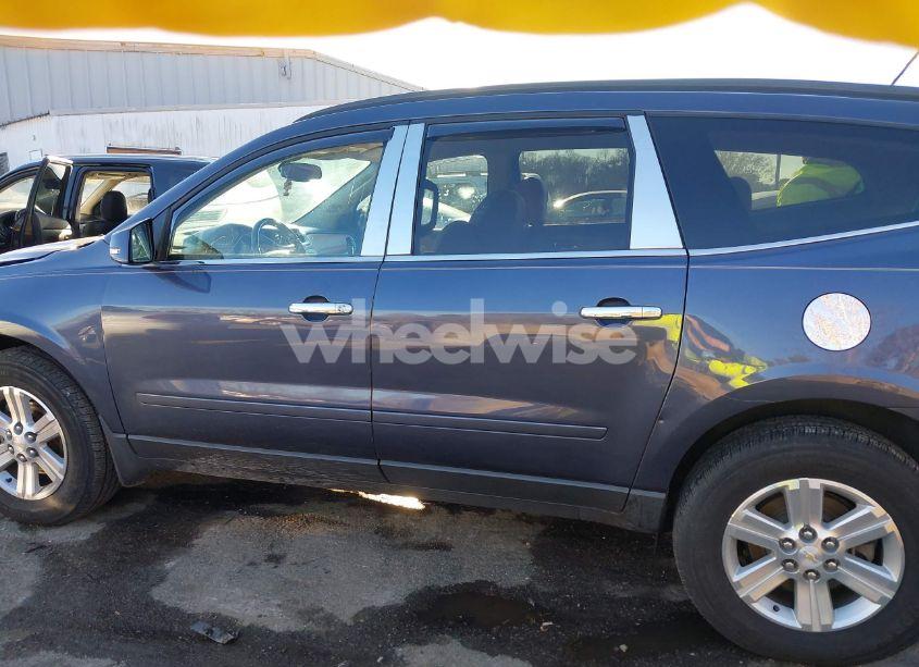 Photo 14 of 2014 Chevrolet Traverse 2LT (VIN 1GNKVHKD2EJ207409)