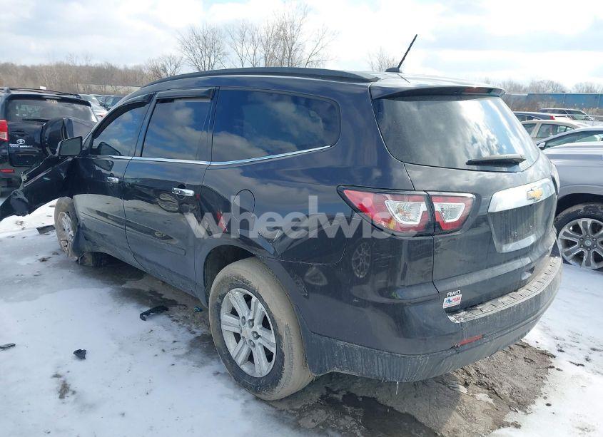 Photo 3 of 2014 Chevrolet Traverse 2LT (VIN 1GNKVHKD2EJ376880)