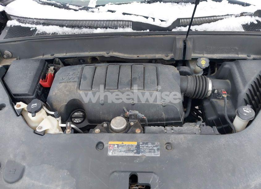 Photo 10 of 2015 Chevrolet Traverse 2LT (VIN 1GNKVHKD2FJ117629)