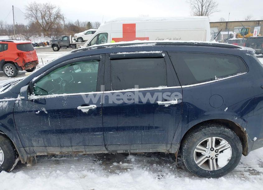 Photo 15 of 2015 Chevrolet Traverse 2LT (VIN 1GNKVHKD2FJ117629)