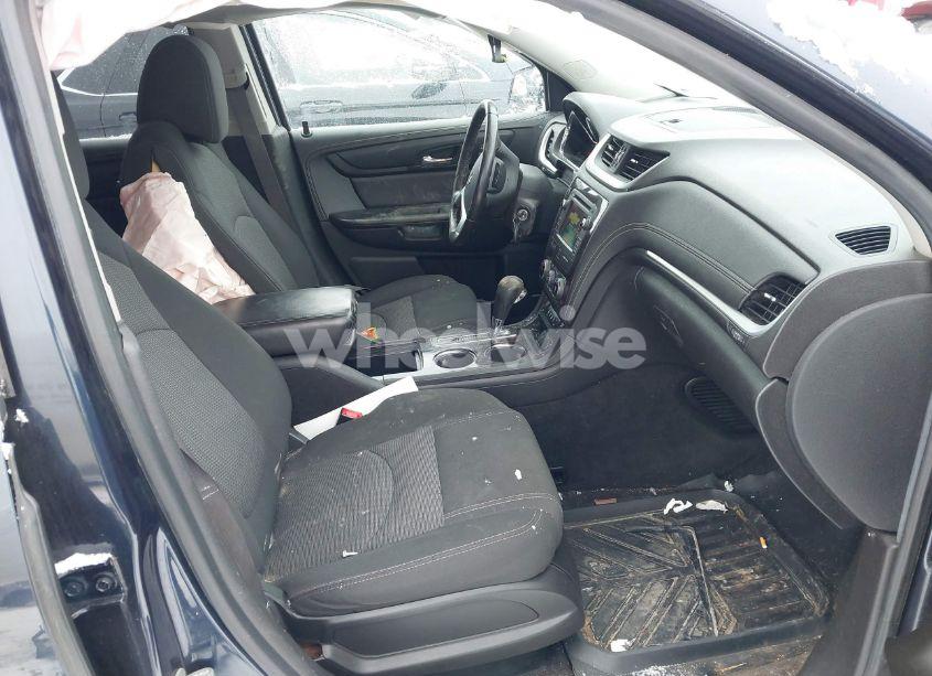 Photo 5 of 2015 Chevrolet Traverse 2LT (VIN 1GNKVHKD2FJ117629)