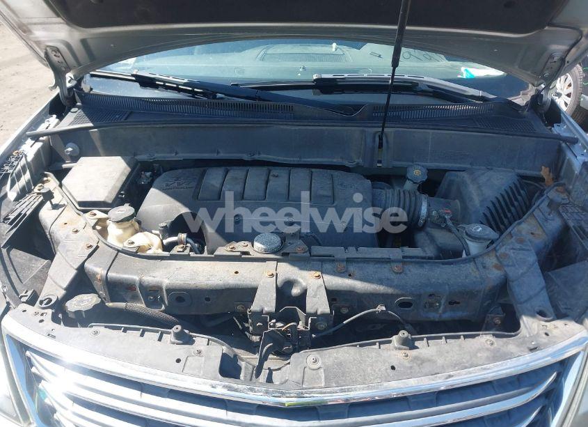 Photo 10 of 2015 Chevrolet Traverse 2LT (VIN 1GNKVHKD2FJ121552)