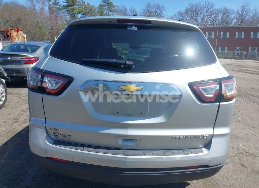 Photo 16 of 2015 Chevrolet Traverse 2LT (VIN 1GNKVHKD2FJ121552)