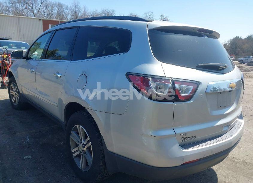 Photo 3 of 2015 Chevrolet Traverse 2LT (VIN 1GNKVHKD2FJ121552)
