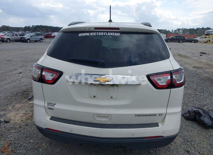 Photo 16 of 2015 Chevrolet Traverse 2LT (VIN 1GNKVHKD2FJ279289)