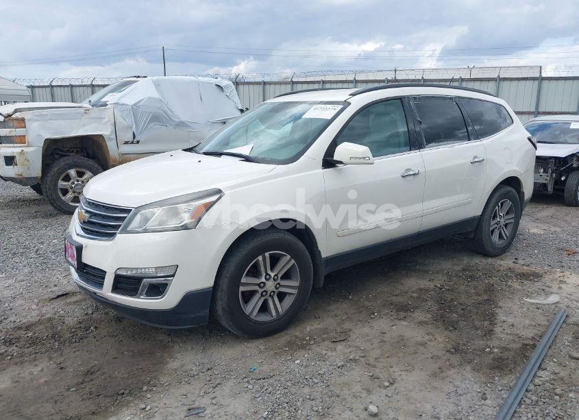 Photo 2 of 2015 Chevrolet Traverse 2LT (VIN 1GNKVHKD2FJ279289)