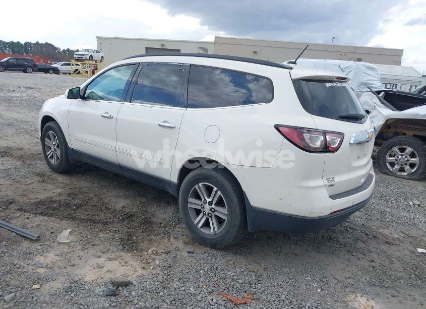 Photo 3 of 2015 Chevrolet Traverse 2LT (VIN 1GNKVHKD2FJ279289)