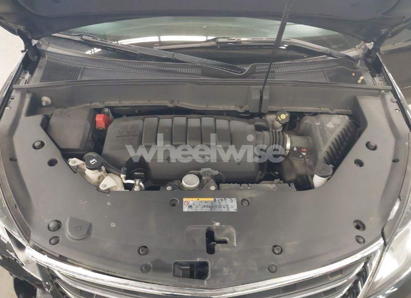 Photo 10 of 2016 Chevrolet Traverse 2LT (VIN 1GNKVHKD2GJ185091)