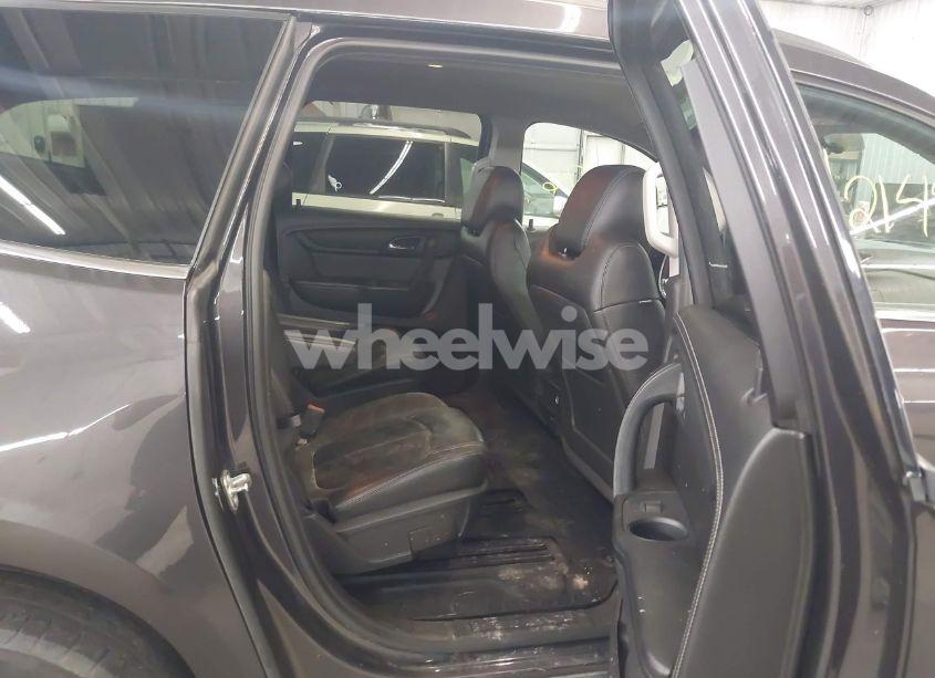 Photo 8 of 2016 Chevrolet Traverse 2LT (VIN 1GNKVHKD2GJ185091)