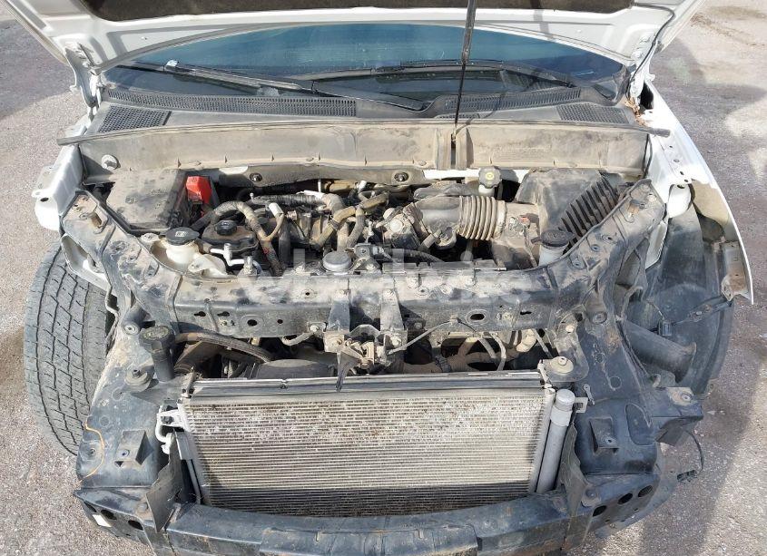 Photo 10 of 2017 Chevrolet Traverse 2LT (VIN 1GNKVHKD2HJ272667)