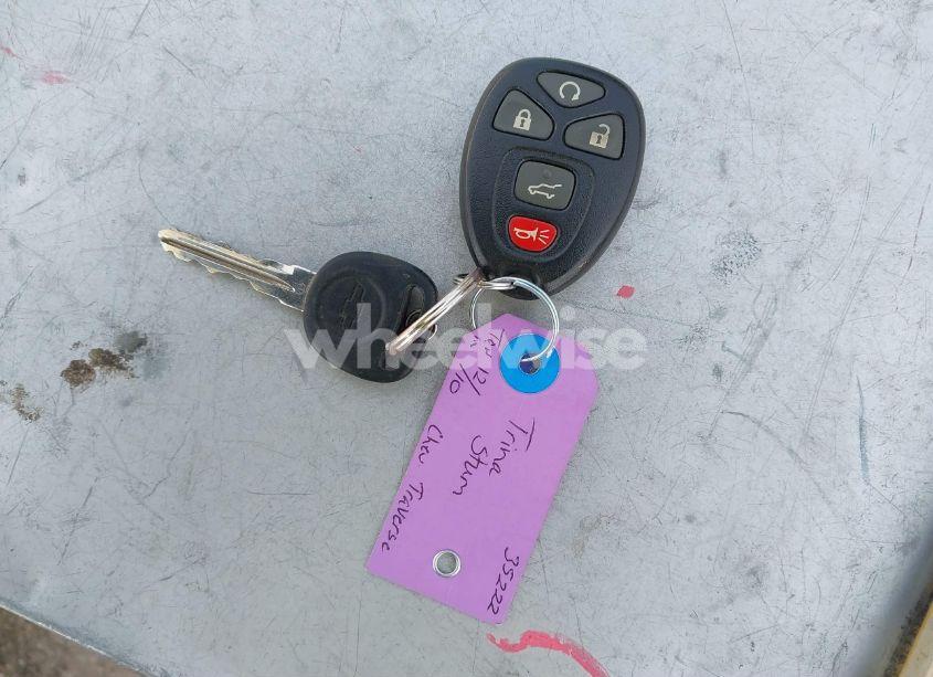 Photo 11 of 2017 Chevrolet Traverse 2LT (VIN 1GNKVHKD2HJ272667)