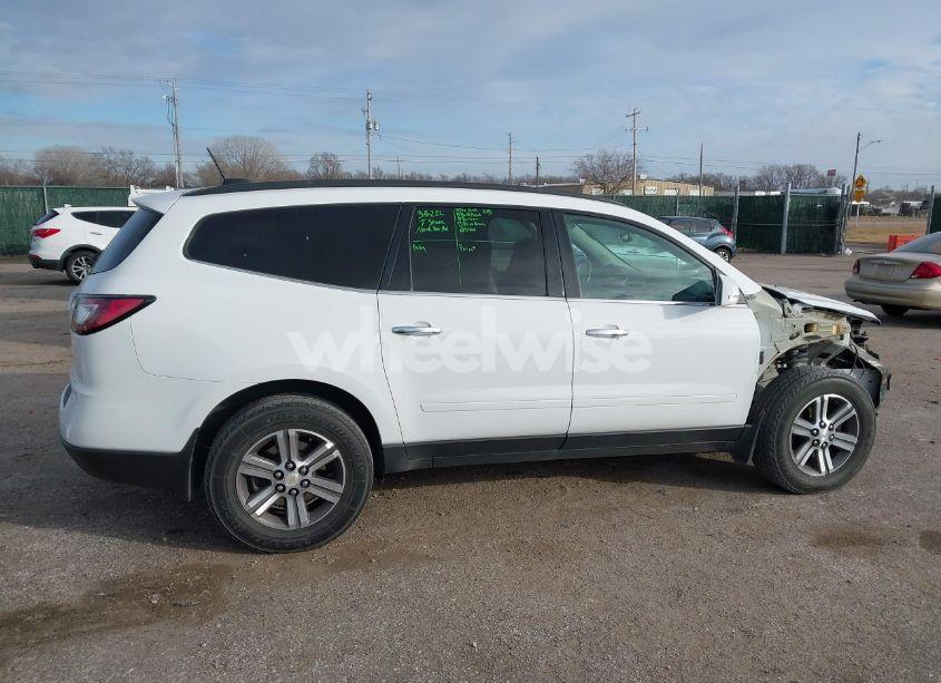 Photo 14 of 2017 Chevrolet Traverse 2LT (VIN 1GNKVHKD2HJ272667)