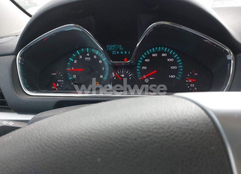 Photo 7 of 2017 Chevrolet Traverse 2LT (VIN 1GNKVHKD2HJ272667)