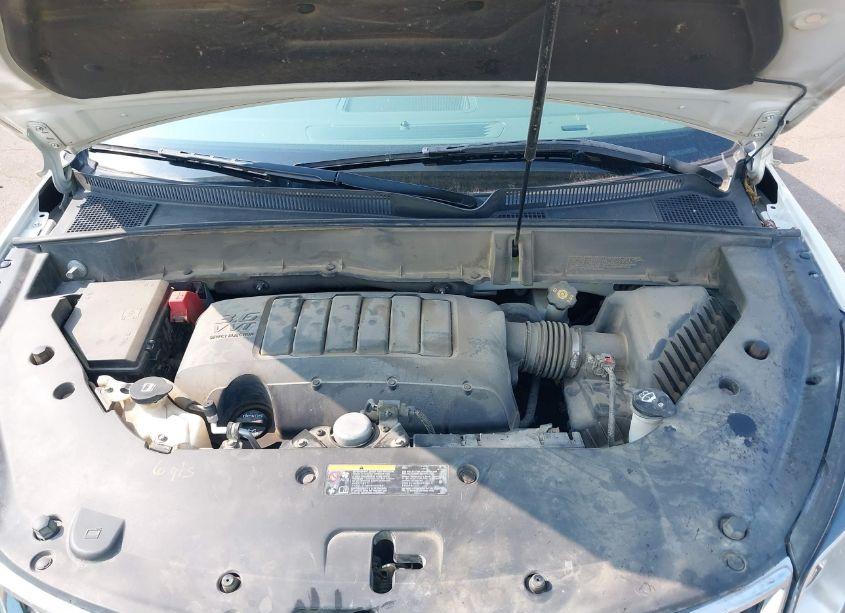 Photo 10 of 2014 Chevrolet Traverse 2LT (VIN 1GNKVHKD3EJ204485)