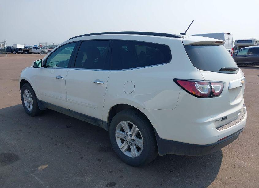 Photo 3 of 2014 Chevrolet Traverse 2LT (VIN 1GNKVHKD3EJ204485)