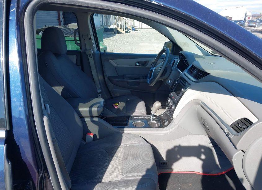 Photo 5 of 2016 Chevrolet Traverse 2LT (VIN 1GNKVHKD3GJ166520)