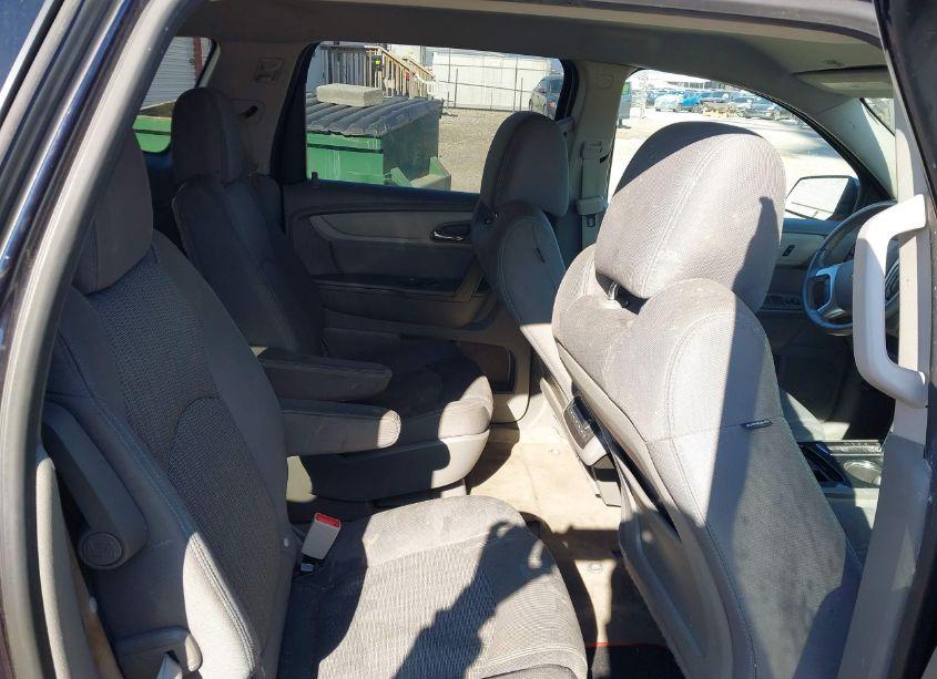 Photo 8 of 2016 Chevrolet Traverse 2LT (VIN 1GNKVHKD3GJ166520)