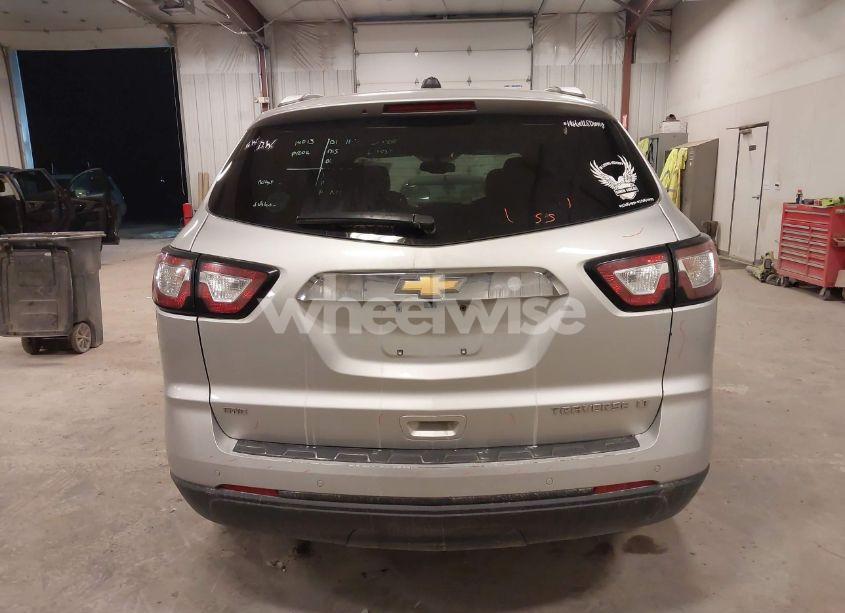 Photo 15 of 2016 Chevrolet Traverse 2LT (VIN 1GNKVHKD3GJ197119)