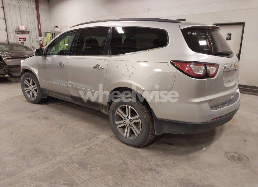 Photo 3 of 2016 Chevrolet Traverse 2LT (VIN 1GNKVHKD3GJ197119)