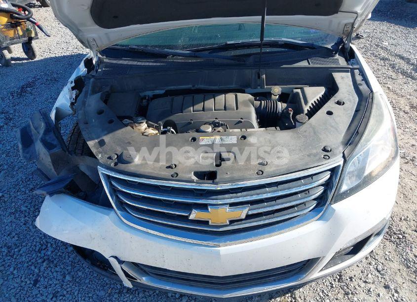 Photo 10 of 2016 Chevrolet Traverse 2LT (VIN 1GNKVHKD3GJ267511)