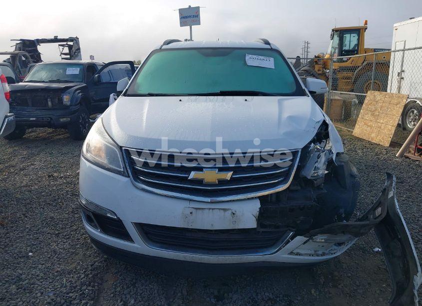 Photo 13 of 2016 Chevrolet Traverse 2LT (VIN 1GNKVHKD3GJ327805)