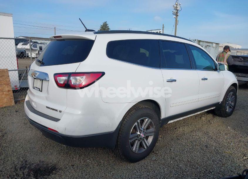 Photo 4 of 2016 Chevrolet Traverse 2LT (VIN 1GNKVHKD3GJ327805)