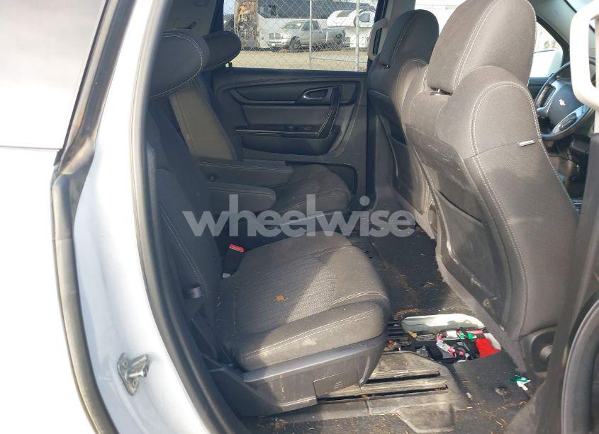 Photo 8 of 2016 Chevrolet Traverse 2LT (VIN 1GNKVHKD3GJ327805)