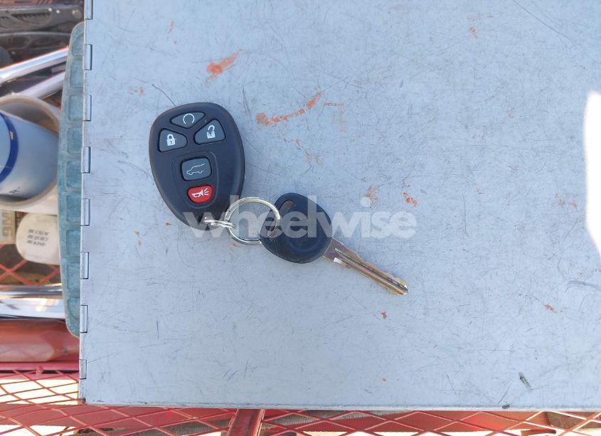 Photo 11 of 2014 Chevrolet Traverse 2LT (VIN 1GNKVHKD4EJ113578)