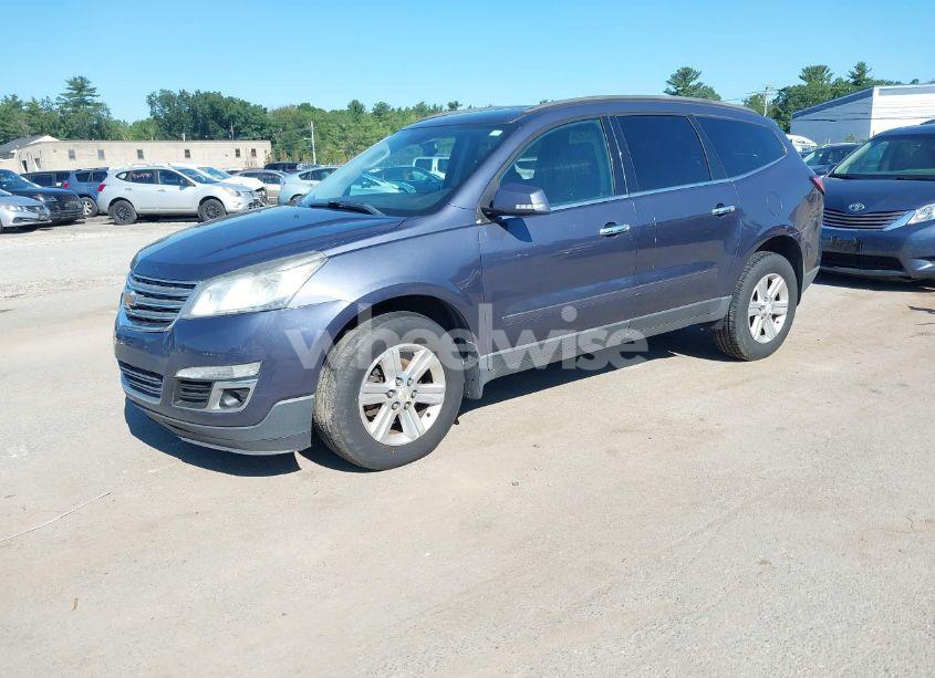 Photo 2 of 2014 Chevrolet Traverse 2LT (VIN 1GNKVHKD4EJ113578)