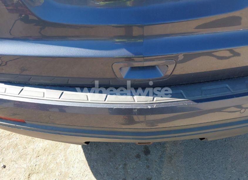 Photo 6 of 2014 Chevrolet Traverse 2LT (VIN 1GNKVHKD4EJ113578)