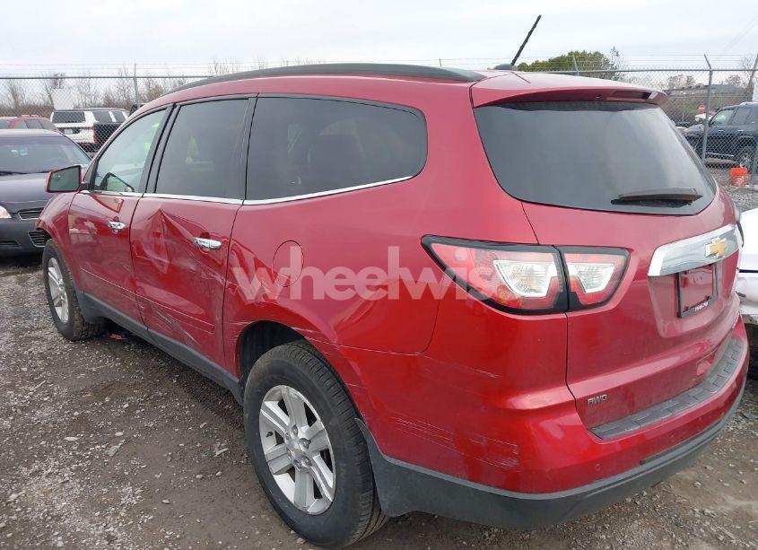 Photo 3 of 2014 Chevrolet Traverse 2LT (VIN 1GNKVHKD4EJ182867)