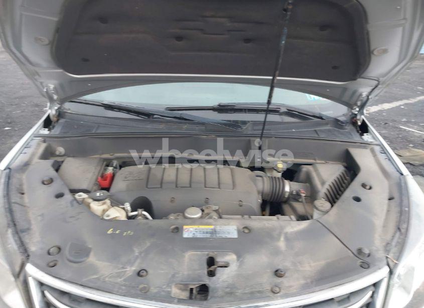 Photo 10 of 2016 Chevrolet Traverse 2LT (VIN 1GNKVHKD4GJ247123)