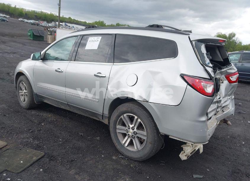 Photo 3 of 2016 Chevrolet Traverse 2LT (VIN 1GNKVHKD4GJ247123)
