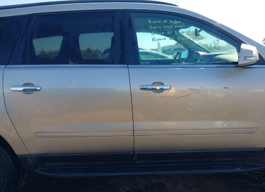 Photo 13 of 2016 Chevrolet Traverse 2LT (VIN 1GNKVHKD4GJ269705)