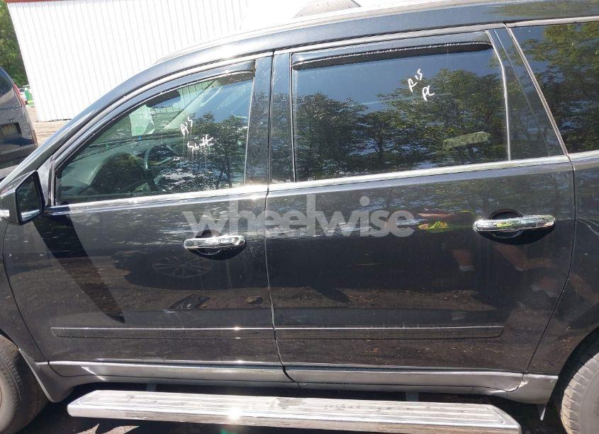 Photo 15 of 2017 Chevrolet Traverse 2LT (VIN 1GNKVHKD4HJ319780)