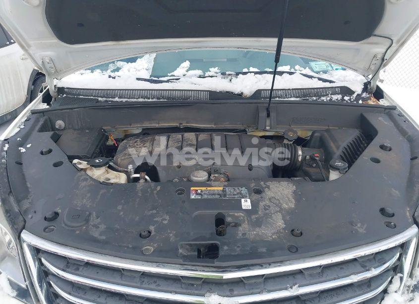 Photo 10 of 2014 Chevrolet Traverse 2LT (VIN 1GNKVHKD5EJ162269)