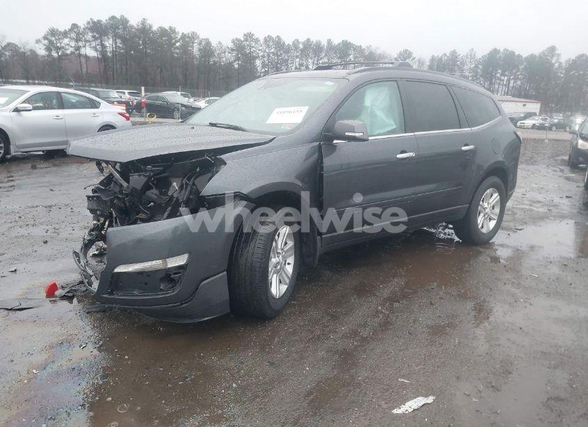 Photo 2 of 2014 Chevrolet Traverse 2LT (VIN 1GNKVHKD5EJ302353)