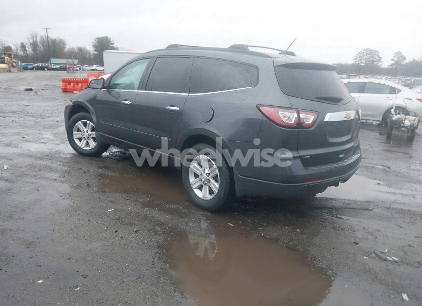 Photo 3 of 2014 Chevrolet Traverse 2LT (VIN 1GNKVHKD5EJ302353)