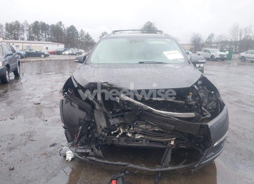 Photo 6 of 2014 Chevrolet Traverse 2LT (VIN 1GNKVHKD5EJ302353)