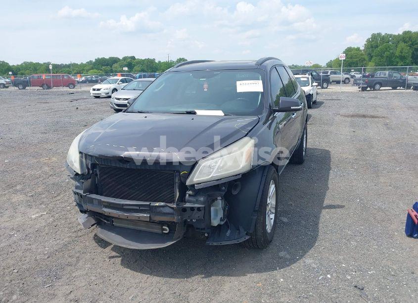Photo 12 of 2014 Chevrolet Traverse 2LT (VIN 1GNKVHKD5EJ328726)