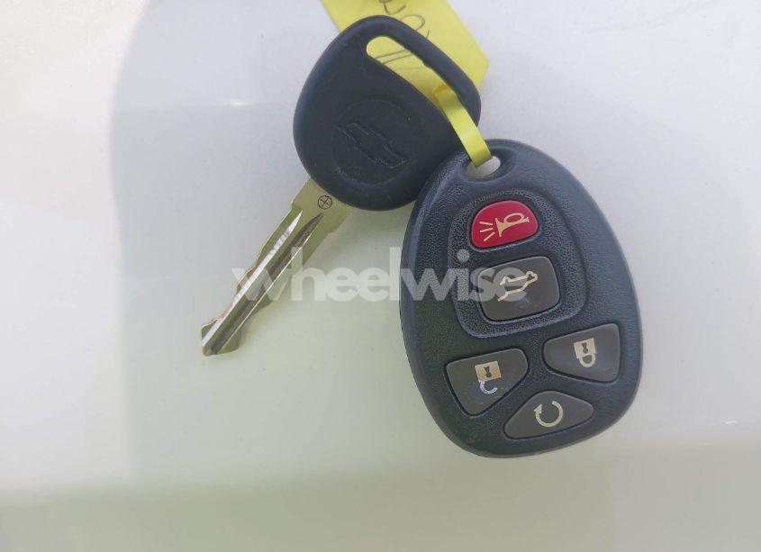 Photo 11 of 2015 Chevrolet Traverse 2LT (VIN 1GNKVHKD5FJ308574)